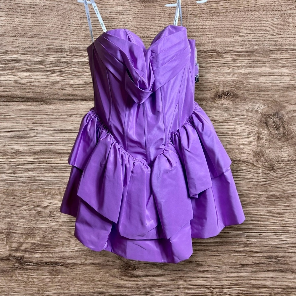NWT Jovani Sweetheart Tiered Taffeta Short Dress lilac. Size 12 purple - Picture 3 of 12
